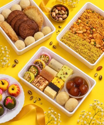 Royal Festive Delight Box